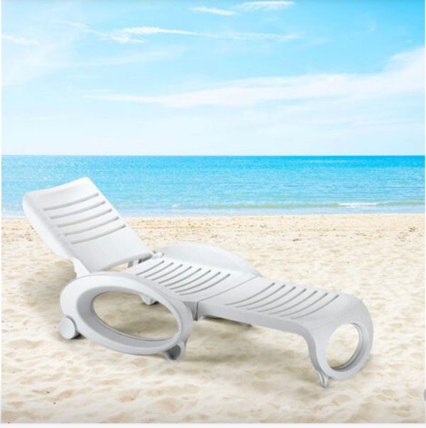 Spécifications Une chaise longue double avec 2 coussins amovibles et des rideaux Couleur du rotin